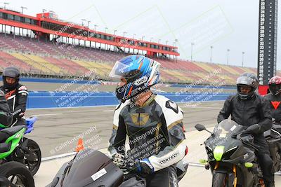media/Oct-15-2022-Fastrack Riders (Sat) [[9a18b22502]]/Level2/Grid Shots/